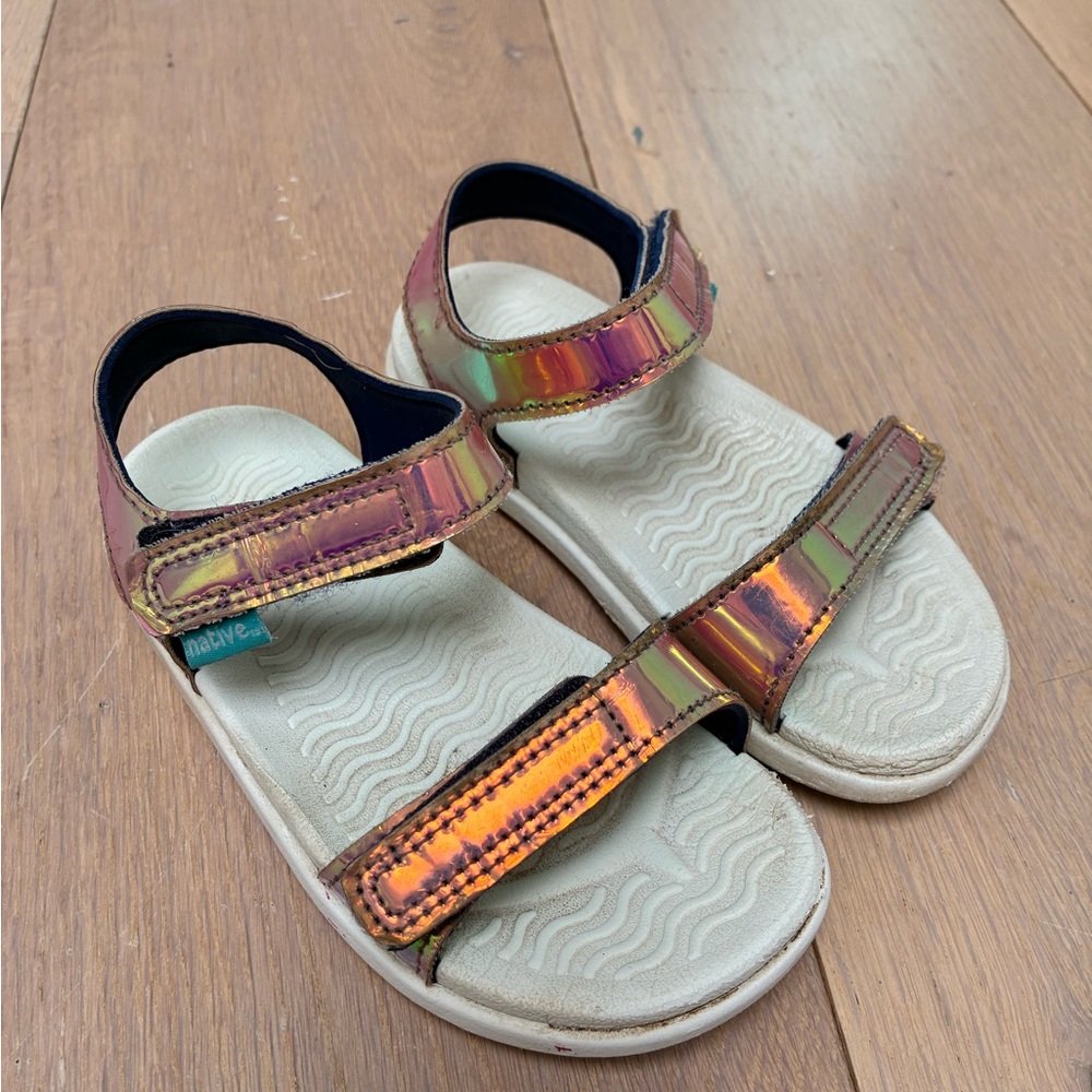 Native Shoes Kids Iridescent Strap Sandals - Pink/Gold Hues
